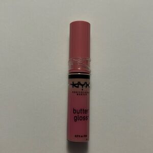 NYX butter gloss shade vanilla cream pie